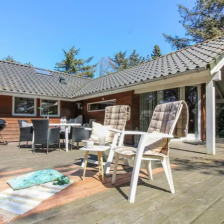 Elfrun - 250m From The Sea In Western Jutland By Interhome