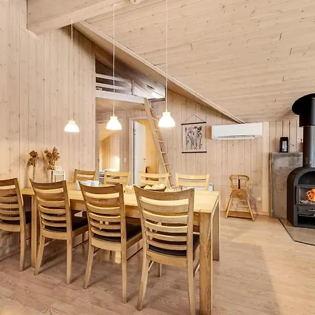 Holiday home Elfrun - 250m From The Sea In Western Jutland By Interhome *