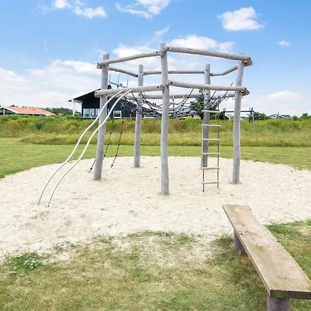 Holiday home Elfrun - 250m From The Sea In Western Jutland By Interhome *